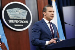 Pete Hegseth exige la dimisión del Jefe del Estado Mayor