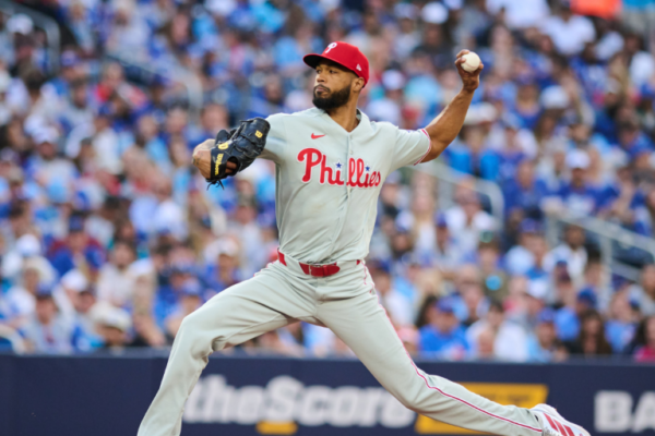 Cristopher Sánchez poncha a diez en victoria de los Phillies