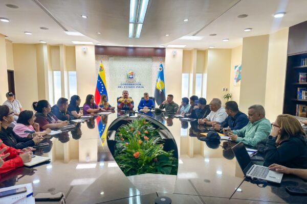 Gobernador Luis Caldera y el ministro de Deportes afinan detalles para los XX Juegos Deportivos Nacionales Estudiantiles 2026