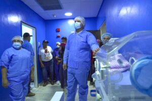 Gobernador Luis Caldera inspecciona centros de salud en Jesús María Semprún