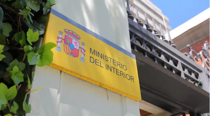 ​España elimina la residencia humanitaria para venezolanos por pacto europeo