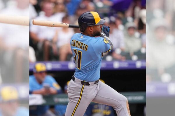 Jackson Chourio suma tres juegos de 3 o más hits en lo que va de temporada