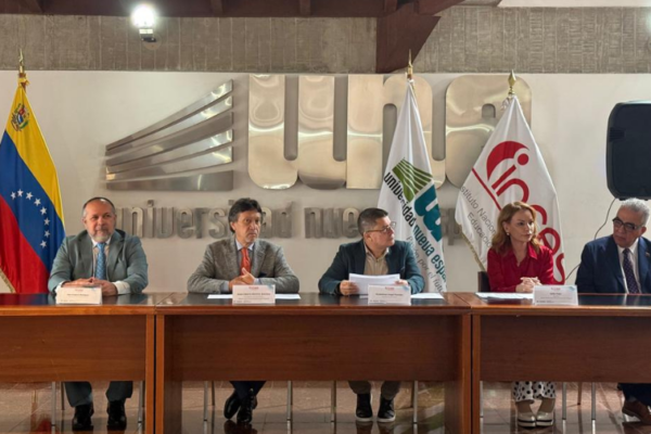 Inces firma alianza con universidades privadas para impulsar formación técnica