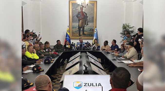 Zulia envía rescatistas y coordina ayuda humanitaria por sismos nacionales