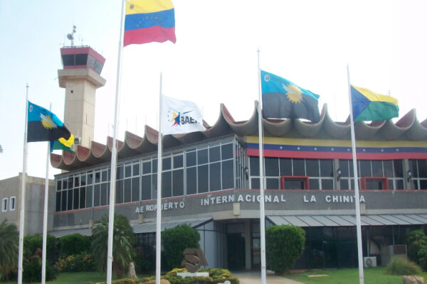 Cinco aeropuertos alternativos garantizan la conectividad aérea internacional del país