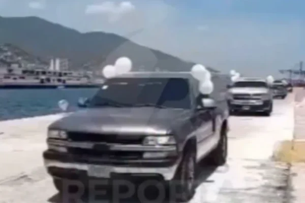 Caravana rinde emotivo homenaje a cuarenta niños víctimas del sismo