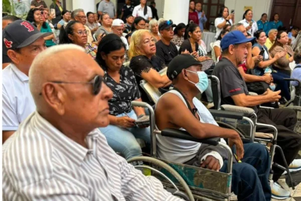 Gobernación entregó ayudas humanas a 110 habitantes del estado Zulia