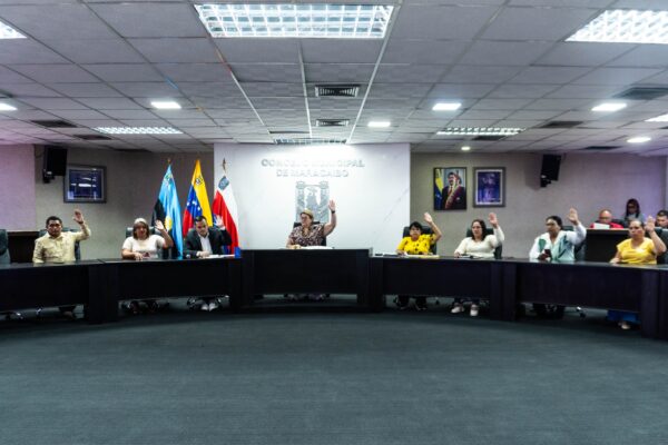 Aprueban créditos adicionales para inversión pública