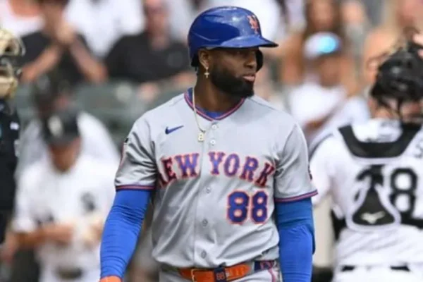 Los Mets de Nueva York colocan a Luis Robert en waivers