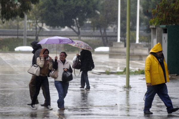 Inameh alerta lluvias importantes esta semana debido al paso de ondas tropicales