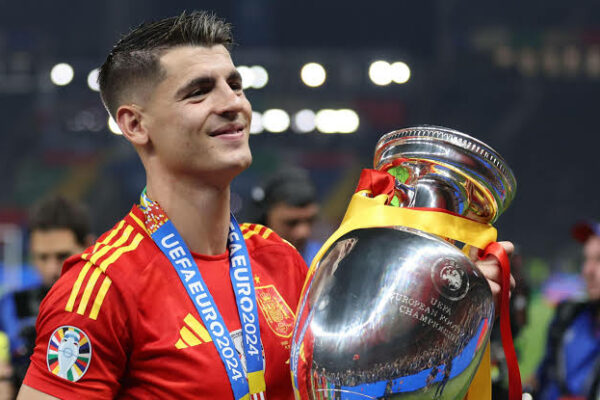 Álvaro Morata llega al Leganés cedido por una temporada