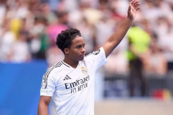 El Arsenal intensifica su interés por fichar a Endrick