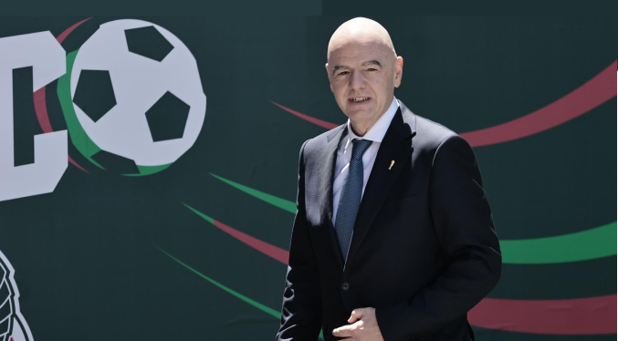 FIFA denuncia acoso de UEFA a Infantino en corte estadounidense
