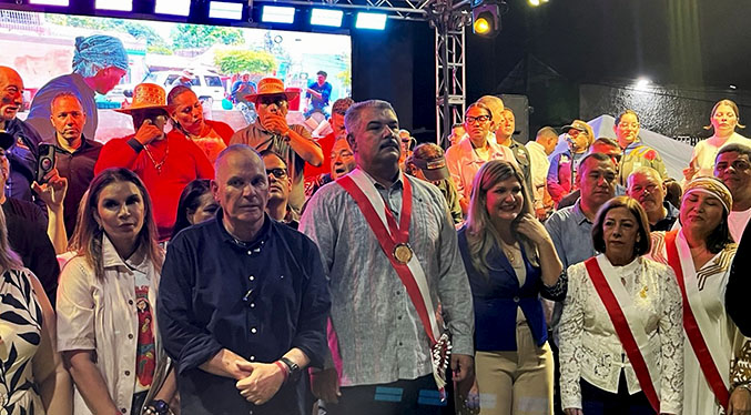 ​Maracaibo inaugura plaza Resistencia Indígena y otorga la orden San Sebastián