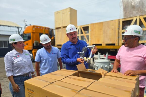 Gobernador Luis Caldera entrega 150 nuevos transformadores para distintas parroquias de Maracaibo