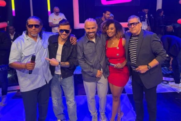 Omar Enrique y Omar Acedo consolidan la promoción de «Vida» en República Dominicana