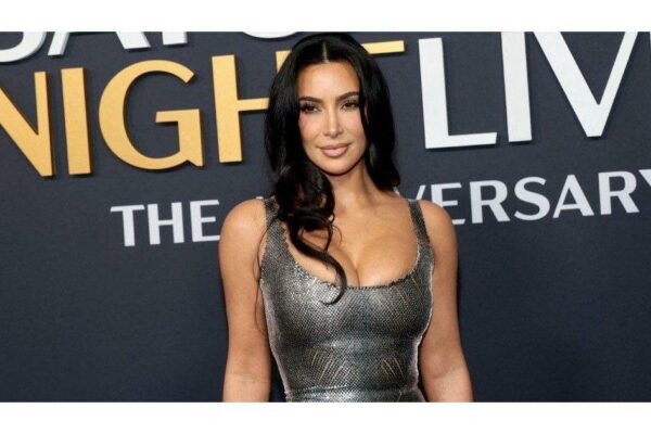 Kim Kardashian y Lewis Hamilton: un cachorro une a la familia