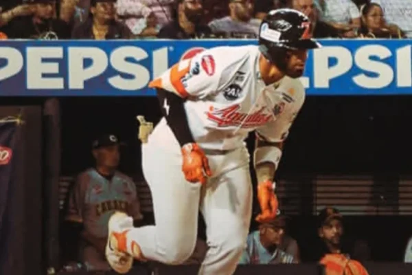 Águilas del Zulia blanquea a Cardenales y suma victoria en casa