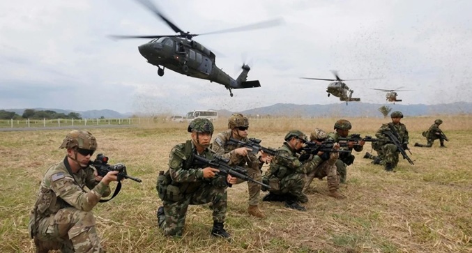 EEUU despliega más de 300 militares y drones en Colombia