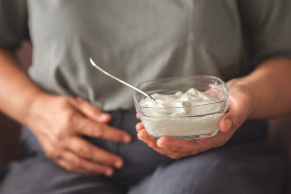 Alimentos que desinflaman: la clave para combatir la hinchazón abdominal