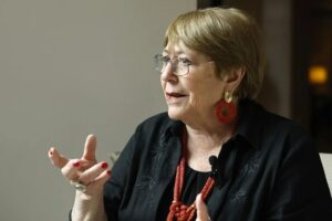 Michelle Bachelet: «Las mujeres en política tienen los mismos desafíos y problemas»