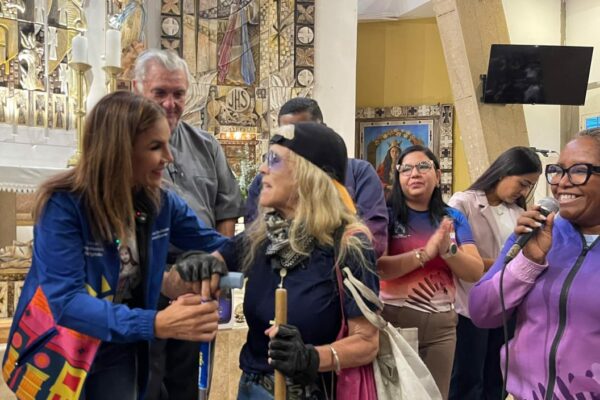 “Para la Alcaldía de Maracaibo atender lo abuelos y abuelas es un compromiso de amor”