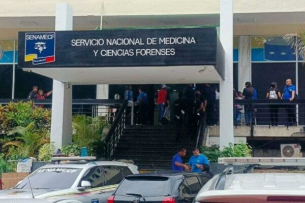 Senamecf solicita a familiares identificar víctimas del doblete sísmico en el país