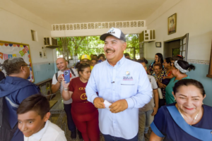 Gobernador inspecciona trabajos de rehabilitación de la E. B. E. Marco Tulio Andrade